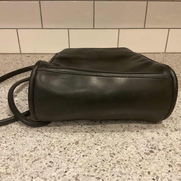 Vintage Black Leather Nine West Crossbody Bag - Picture 7 of 8